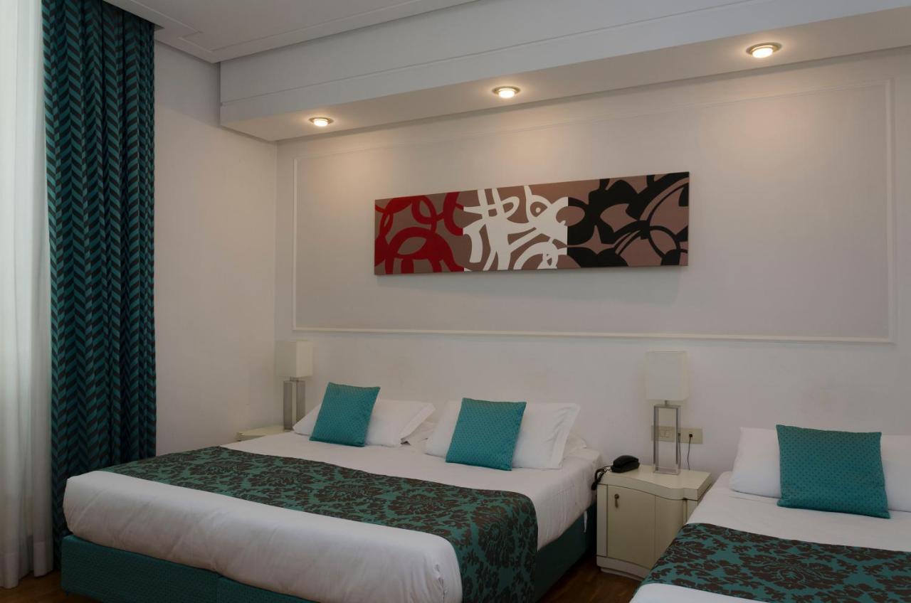 Hotel Traiano Roma Esterno foto