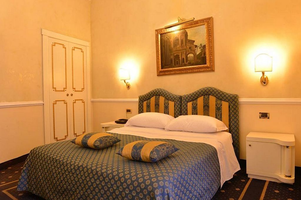 Hotel Traiano Roma Esterno foto