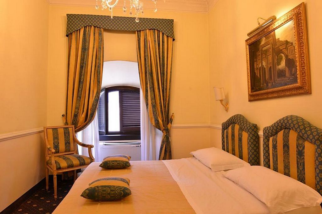 Hotel Traiano Roma Esterno foto