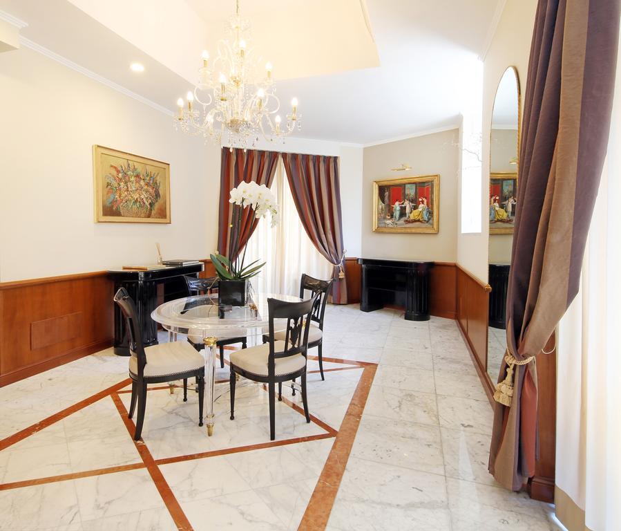Hotel Traiano Roma Esterno foto