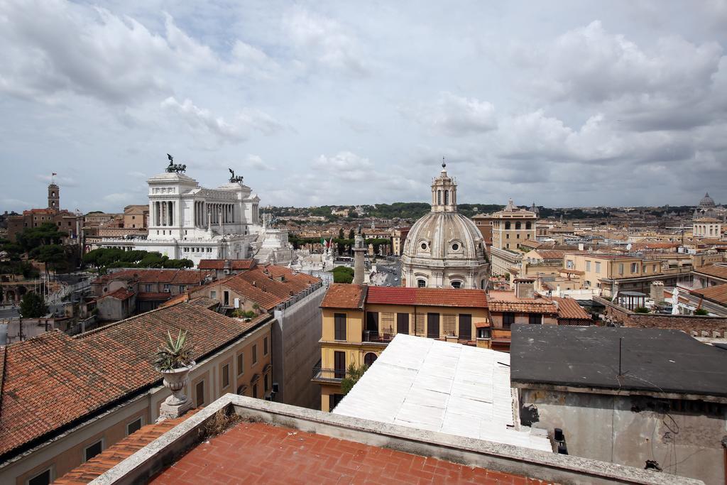 Hotel Traiano Roma Esterno foto