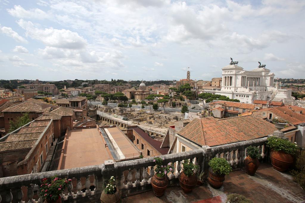 Hotel Traiano Roma Esterno foto