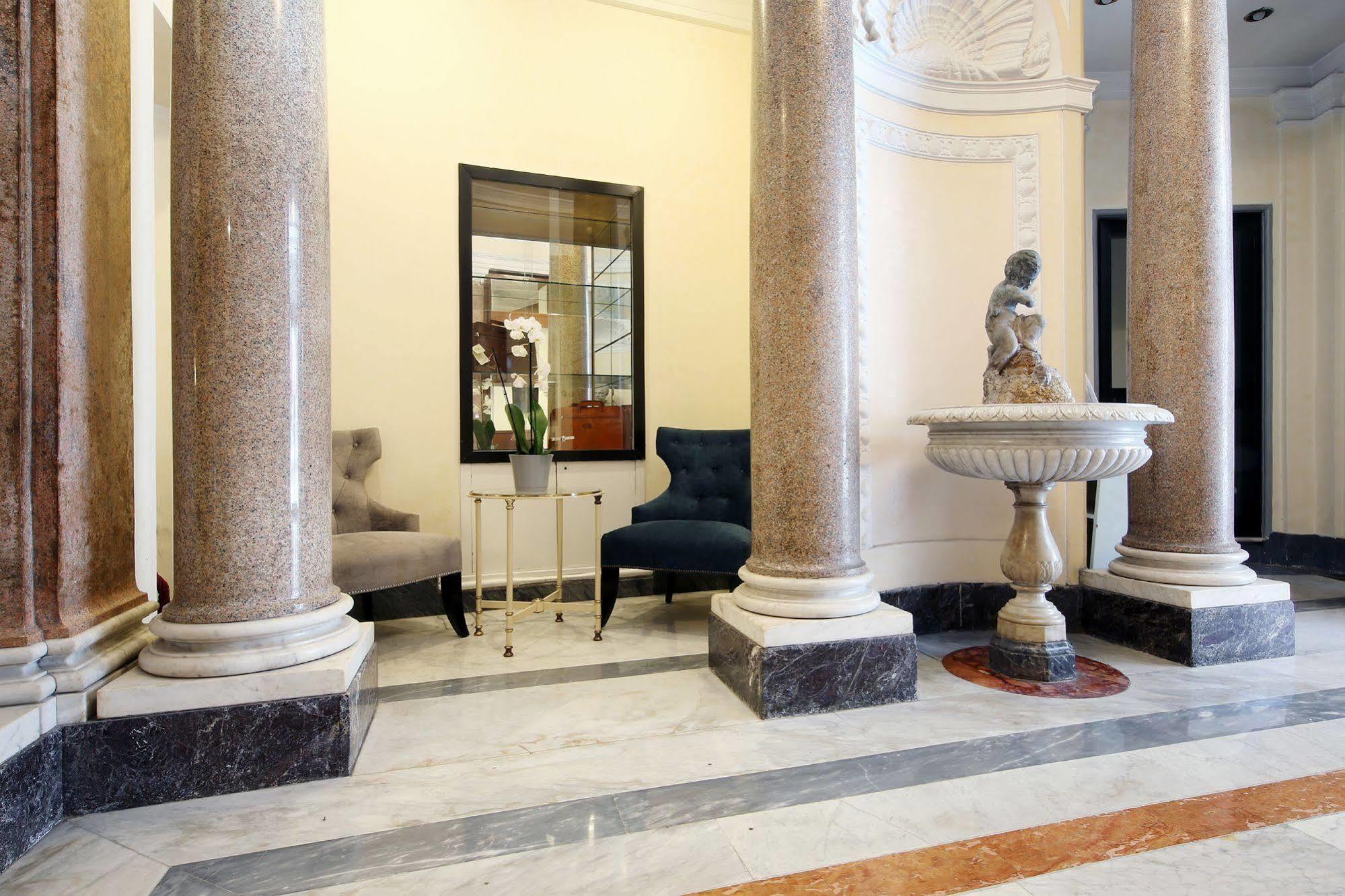 Hotel Traiano Roma Esterno foto